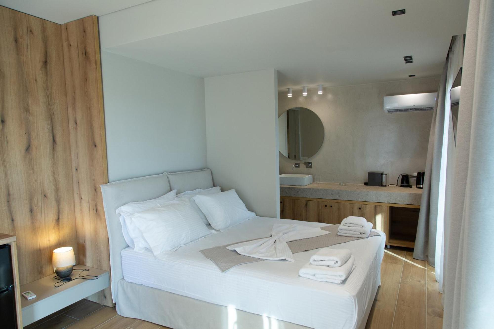 Νεακιτοσ Luxury Apartments Nikiti  Extérieur photo