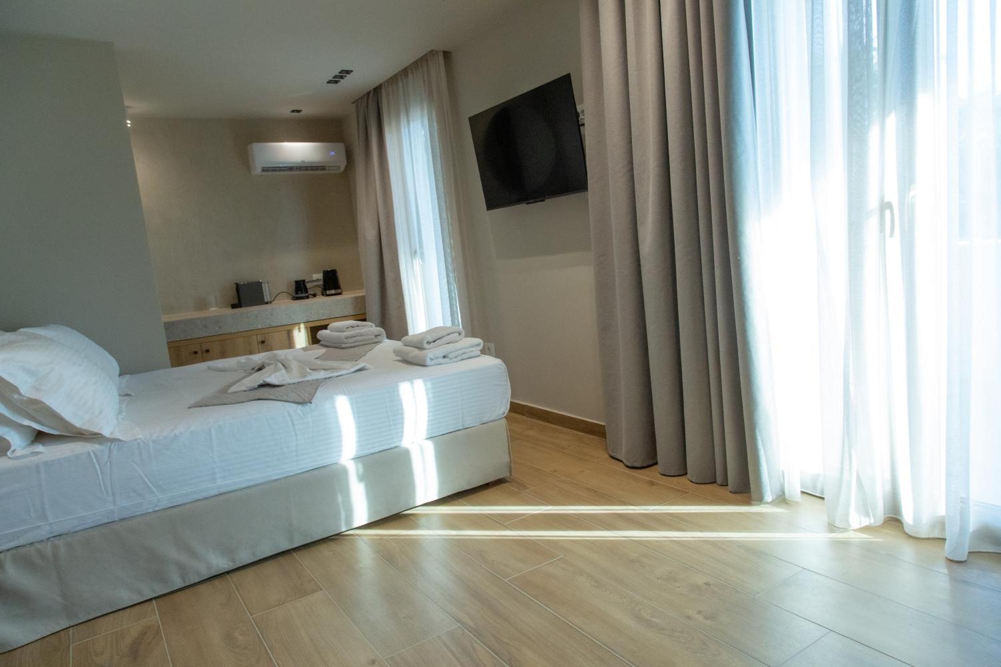 Νεακιτοσ Luxury Apartments Nikiti  Extérieur photo